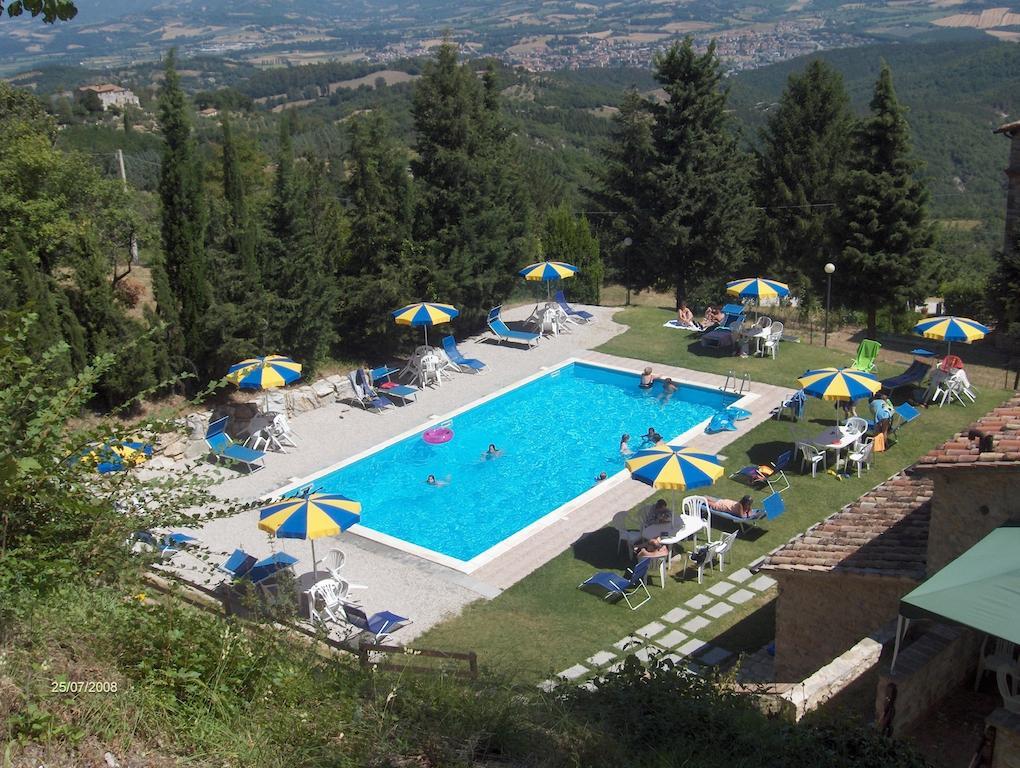 Agriturismo Monte Acuto อุมแบร์ทิเดอ ภายนอก รูปภาพ