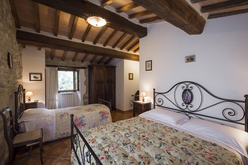 Agriturismo Monte Acuto อุมแบร์ทิเดอ ภายนอก รูปภาพ
